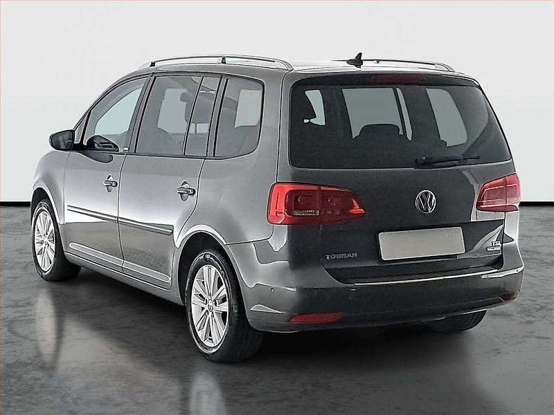 Volkswagen Touran (2012) 1.2 TSI, 7 míst, Navi - fotka 4 z 17