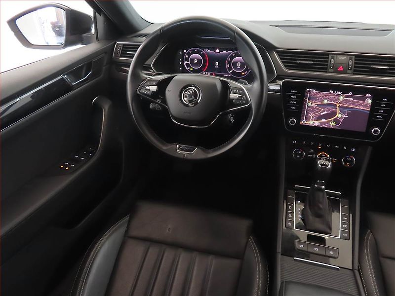 Škoda Superb (2021) Laurin&Klement 2.0 TDI - fotka 7 z 23