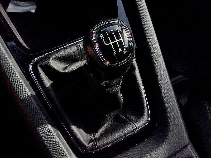 Škoda Octavia (2021) Combi Ambition Plus 2,0 Tdi 85 - fotka 19 z 32