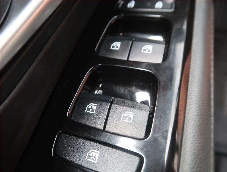 Hyundai Tucson (2022) 1.6 T-GDI - fotka 13 z 13