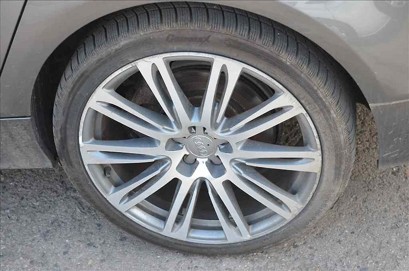 Audi A7 (2011) SPORTBACK 3,0 TFSI QUATTRO - fotka 8 z 27