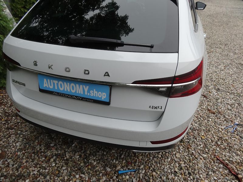 Škoda Superb Kom.2.0TDi L&K Taž.zař.4x4 DSG - fotka 7 z 62