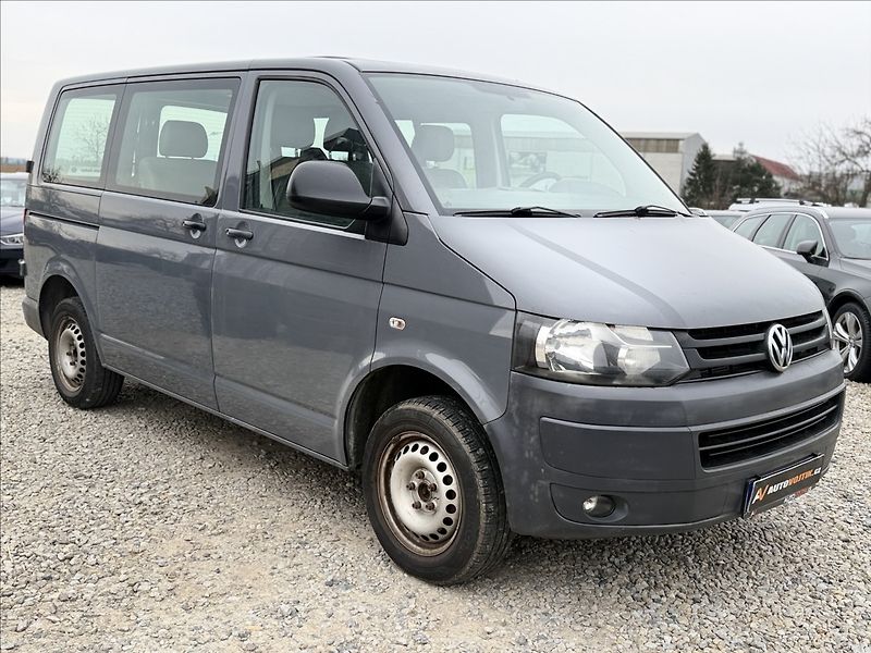 Volkswagen Transporter 2,0 TDI 7MÍST NOVÉ V ČR - fotka 3 z 15