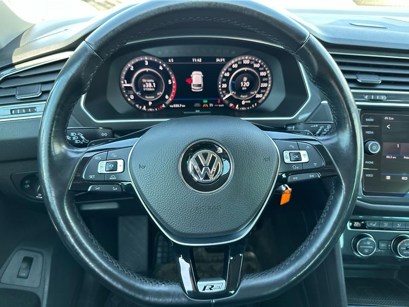 Volkswagen Tiguan 2,0 TDI 4M 7DSG SCR - fotka 19 z 26