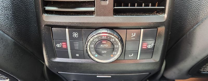 Mercedes-Benz Třídy M (2015) ML*350D*4M*20*TAŽNÉ*ADAPT*ASIS - fotka 42 z 50