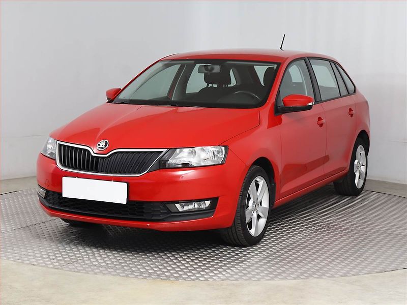 Škoda Rapid (2018) 1.0 TSI, Park. senzory - fotka 2 z 12