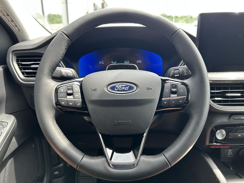 Ford Kuga Top Edition 2.5 HEV 132 kW - fotka 20 z 36