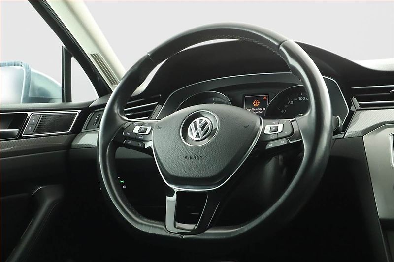 Volkswagen Passat (2016) Alltrack 2.0 TDI, 4X4 - fotka 8 z 18