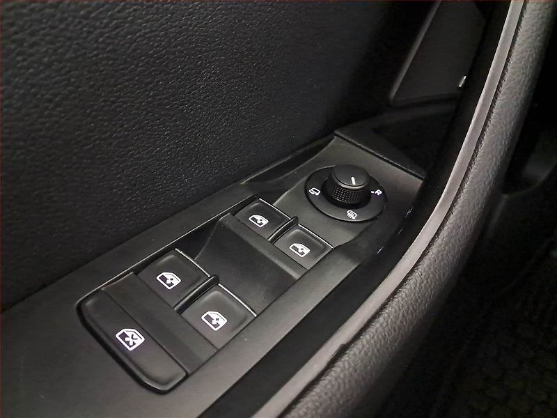 Škoda Superb (2016) Style Plus 2.0 TDI 4x4, 4X4 - fotka 17 z 25