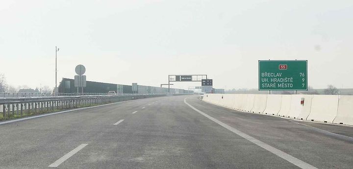 Otevírání prvních tří úseků dálnice D55 na Slovácku...