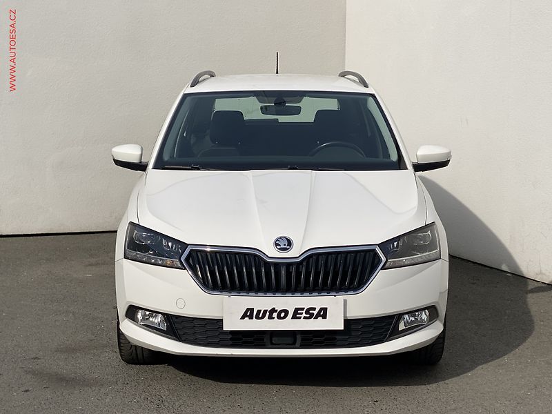 Škoda Fabia (2021) 1.0 TSi, ČR, Style, LED, - fotka 2 z 18