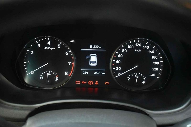 Tříletý exemplář Hyundai i30 kombi může novému majiteli dobře sloužit ještě dlouhou dobu.