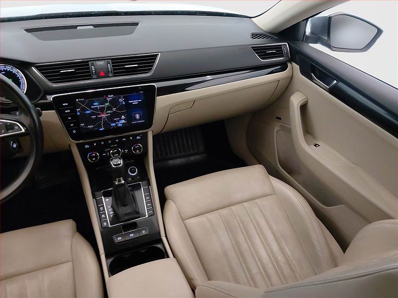 Škoda Superb (2018) Laurin&Klement 2.0 TDI, 4X4 - fotka 8 z 17