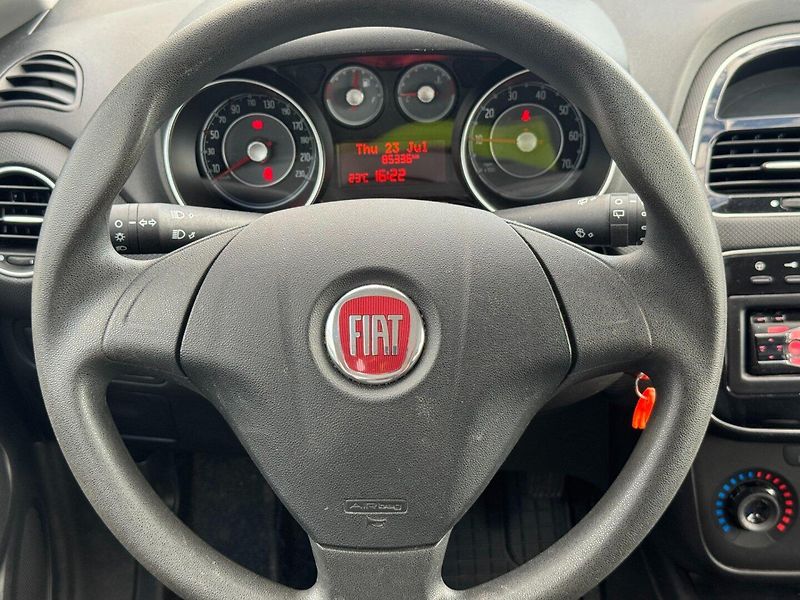 Fiat Punto (2015) 1.2i 51kW - fotka 16 z 29