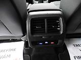 Volkswagen Touran 2,0 TDi Highline Navi - náhled 9