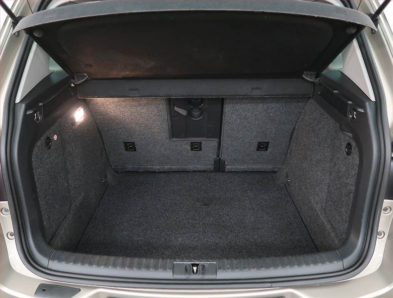 Volkswagen Tiguan (2013) 2.0 TDI, 4X4, Automat - fotka 14 z 22