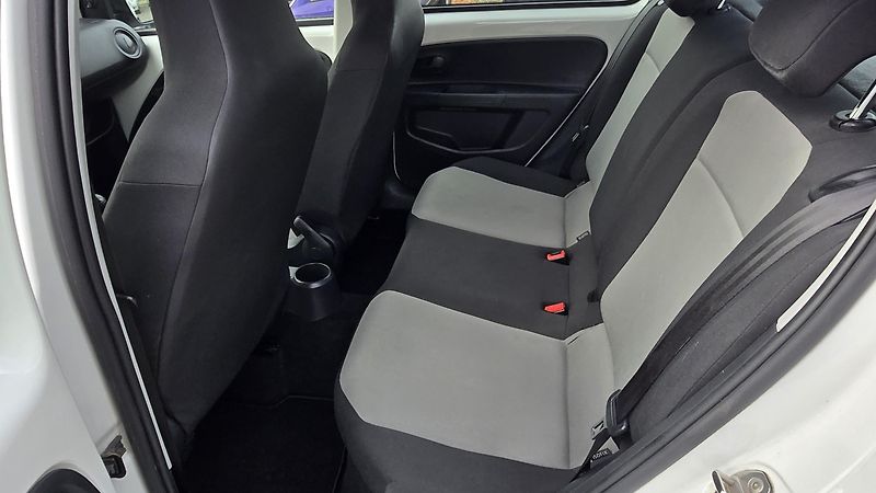 Škoda Citigo 1.0MPI  ACTIVE - fotka 15 z 31