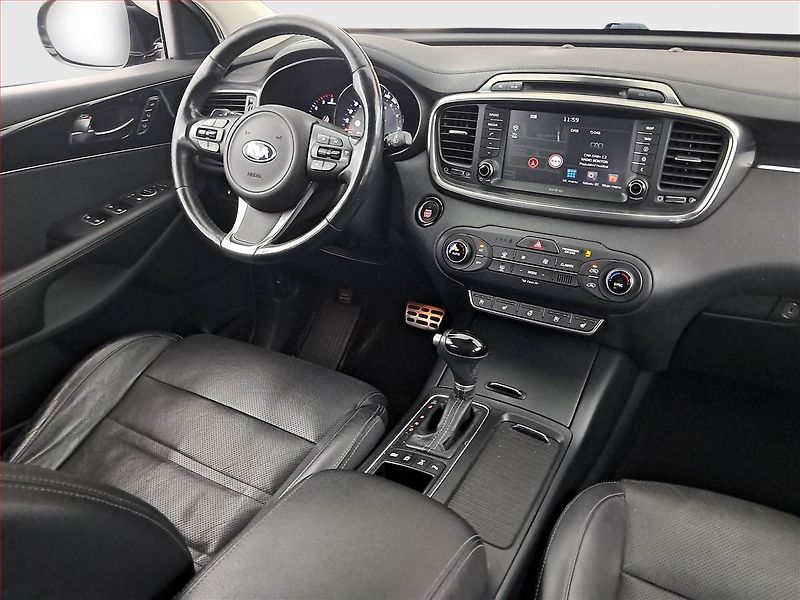 Kia Sorento (2016) 2.2 CRDi, 4X4, Automat, Kůže - fotka 7 z 23