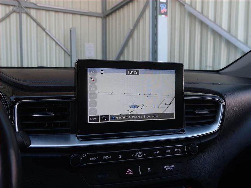 Kia Ceed (2019) Gold 1.6 CRDi, Serv.kniha - fotka 13 z 17