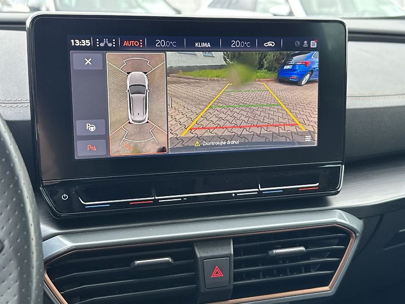 Cupra Formentor (2022) 1.5 TSI DSG - fotka 12 z 33
