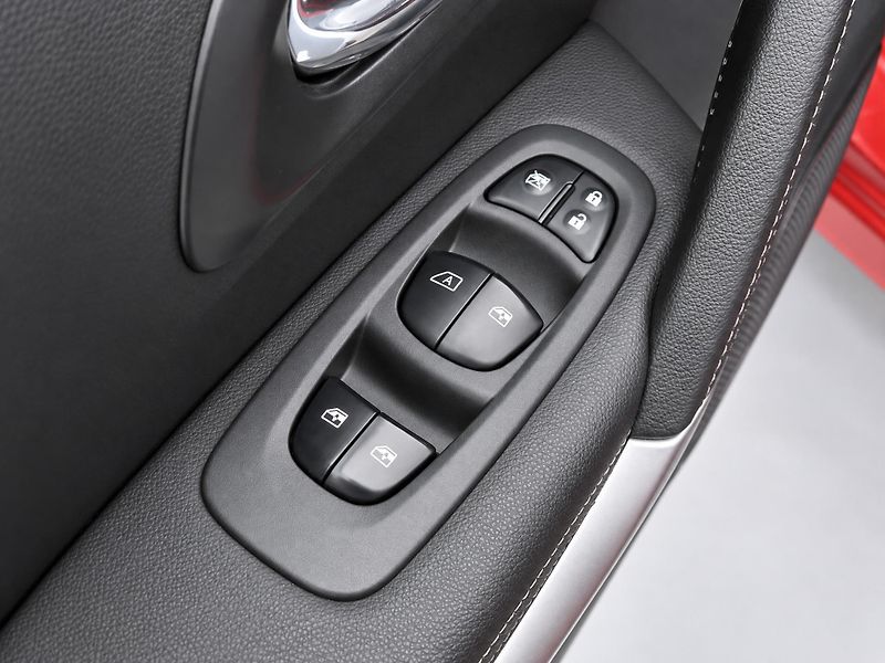 Renault Kadjar 1,2 96 kW Energy CZ Aut.klima - fotka 14 z 31