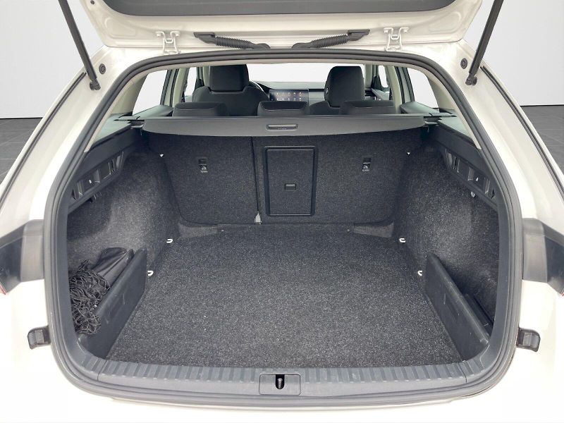 Škoda Octavia (2023) 2.0 TDI 110kW DSG Style Plus c - fotka 31 z 33
