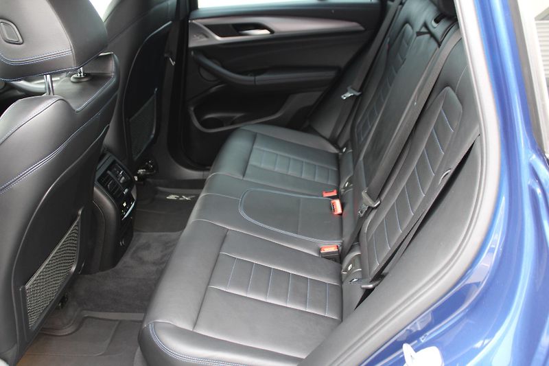 BMW X3 X3 xDrive30d - fotka 18 z 24