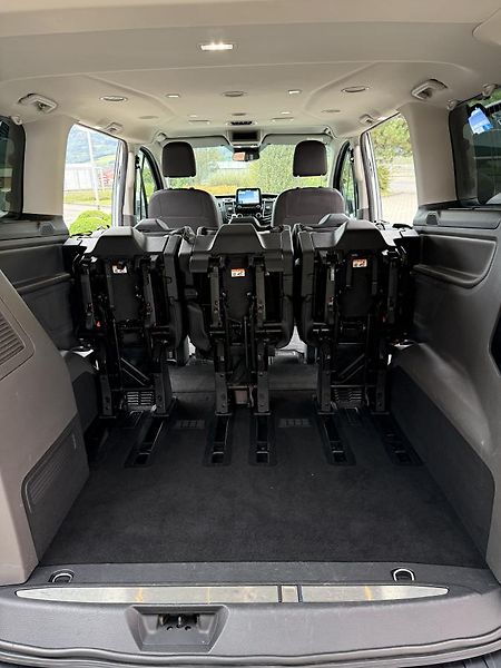 Ford Tourneo Custom (2018) SPORT - 2,0TDCi - 125kw - fotka 61 z 69