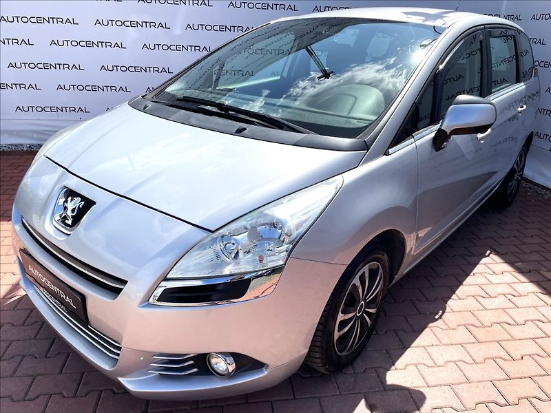 Peugeot 5008 1,6 HDi,80kW,STK 7/28 - fotka 8 z 21