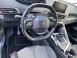 Peugeot 3008 (2020) 1.2 PT, Allure, navi, kamera - náhled 13