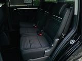 Volkswagen Touran 2.0TDI MANUÁL SENZORY VÝHŘEV - náhled 31