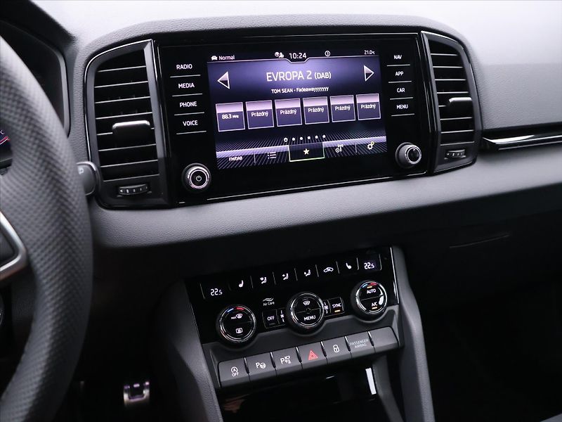 Škoda Karoq 1,5 TSi Sportline DSG 1maj DPH - fotka 30 z 47