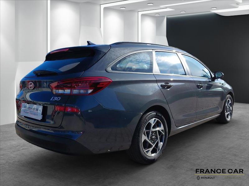 Hyundai i30 1,0   1.0 T-GDi Smart - fotka 5 z 25