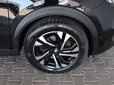 Peugeot 2008 (2021) GT 1.5 BlueHDi, Automat - náhled 15