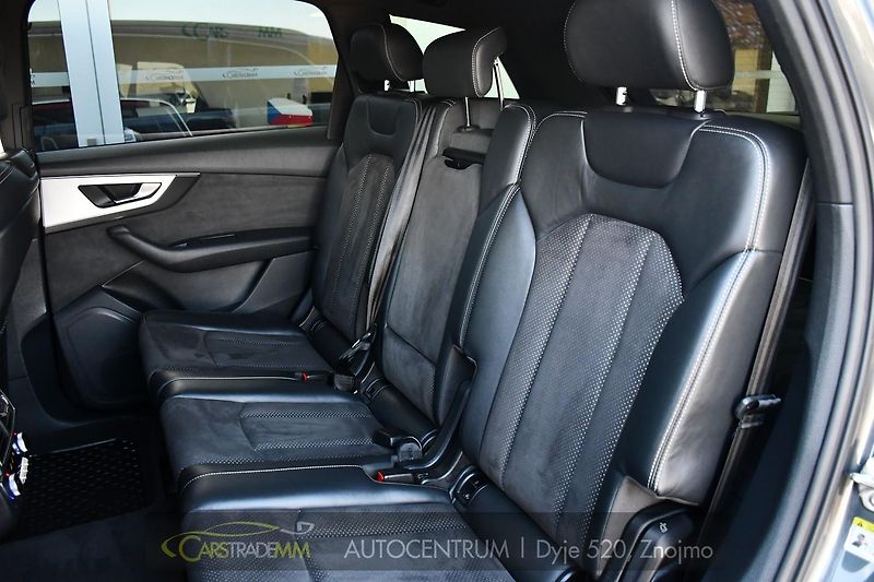 Audi Q7 3.0TDi 200kW Q. S-LINE VZDUCH  - fotka 19 z 48