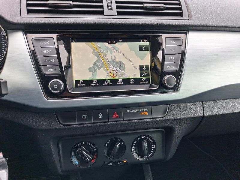 Škoda Fabia (2016) 1,2 TSi 81kw LED 1.MAJ. NAVI - fotka 25 z 40