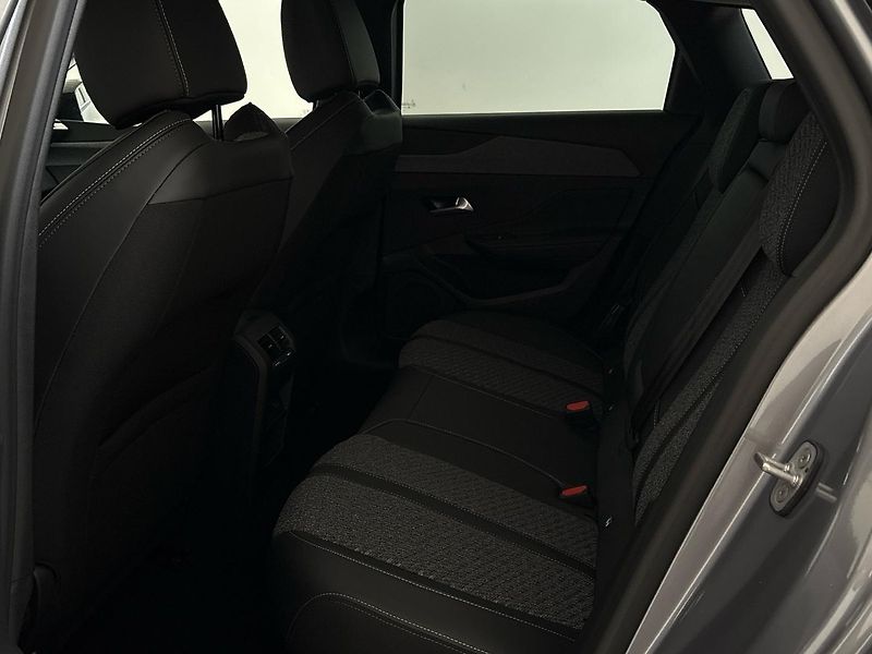 Peugeot 308 (2026) SW Allure 1.5 BlueHDi 130 EAT8 - fotka 7 z 43