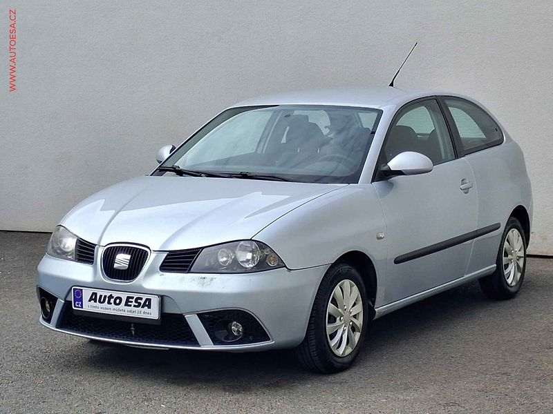 Seat Ibiza (2007) 1.4i, AC, STK4/28 - fotka 3 z 15