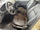 Volkswagen Golf (2002) 1.6i, Klima - náhled 8