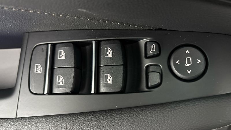 BMW X5 45e AUT xDrive - fotka 24 z 33