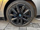 BMW i7 (2022) xDrive60 - náhled 9