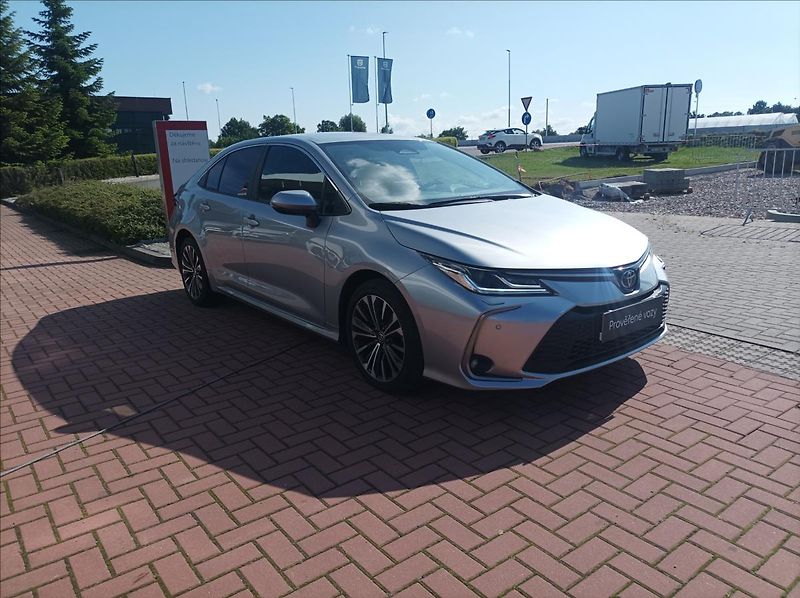 Toyota Corolla 1,5 Style - fotka 5 z 20