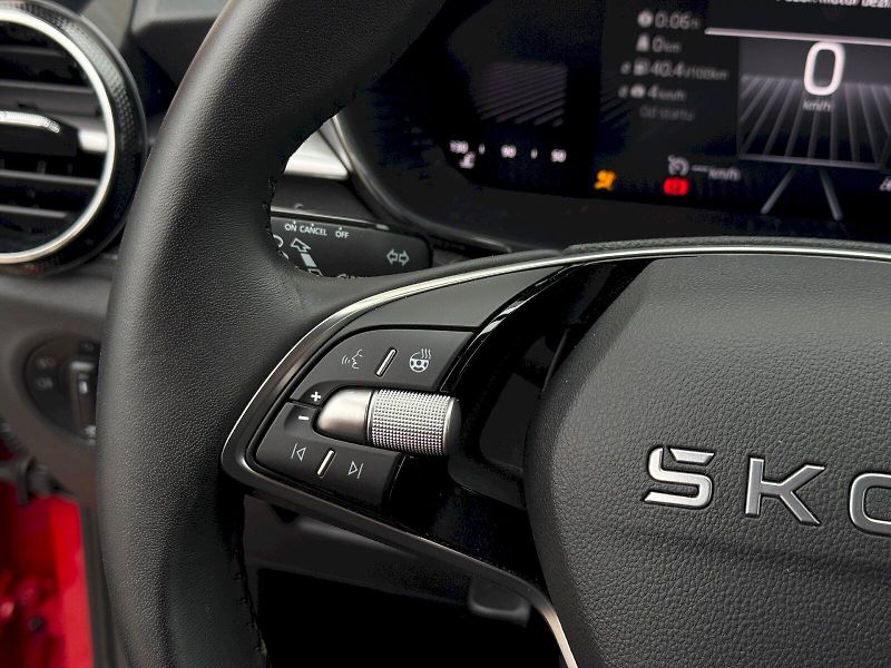 Škoda Fabia (2025) 1.0 TSI 70 kW TopSelection - fotka 8 z 22