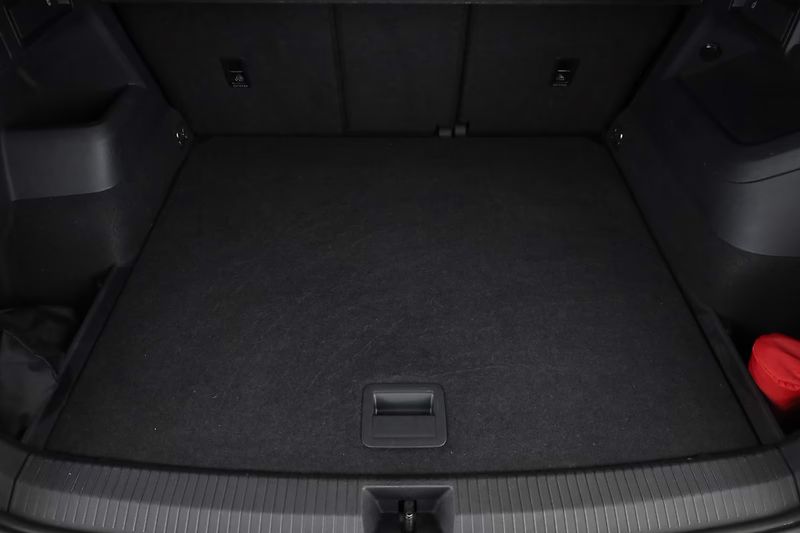 Volkswagen Tiguan TDI 4M R-Line Pano 360 IQ Vent - fotka 16 z 17