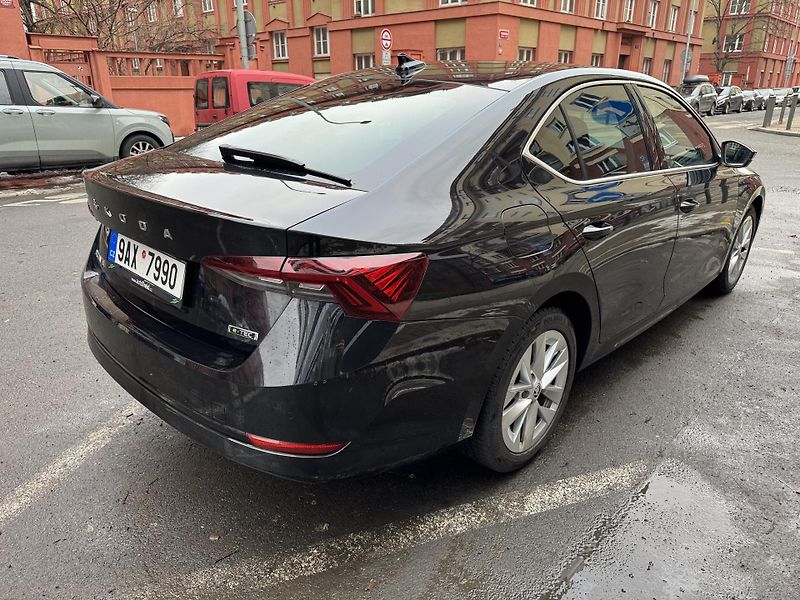 Škoda Octavia (2023) Style Plus 1.5TSI DSG - fotka 3 z 7
