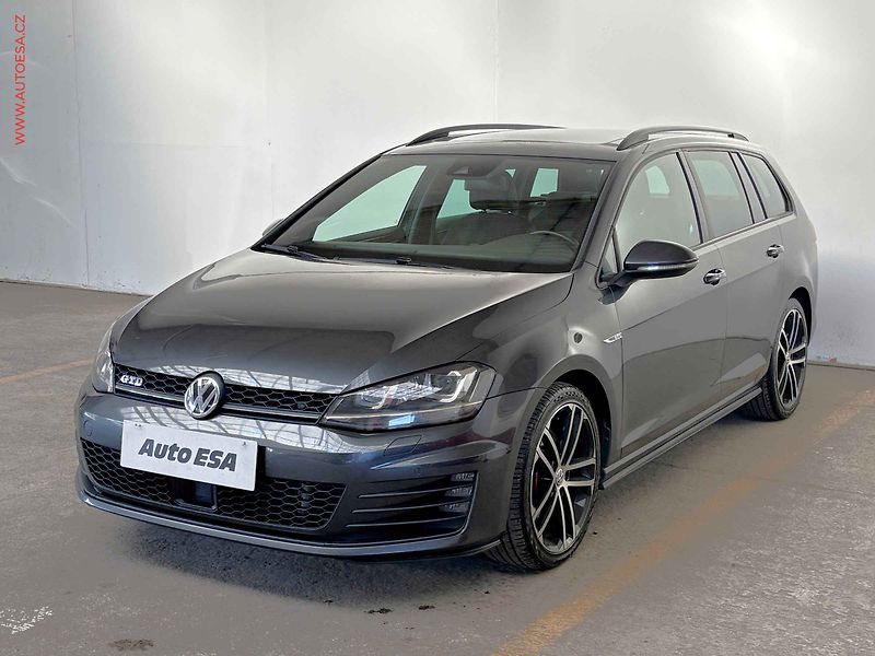 Volkswagen Golf (2016) 2.0 TDi, GTD, bixen, panor - fotka 3 z 17