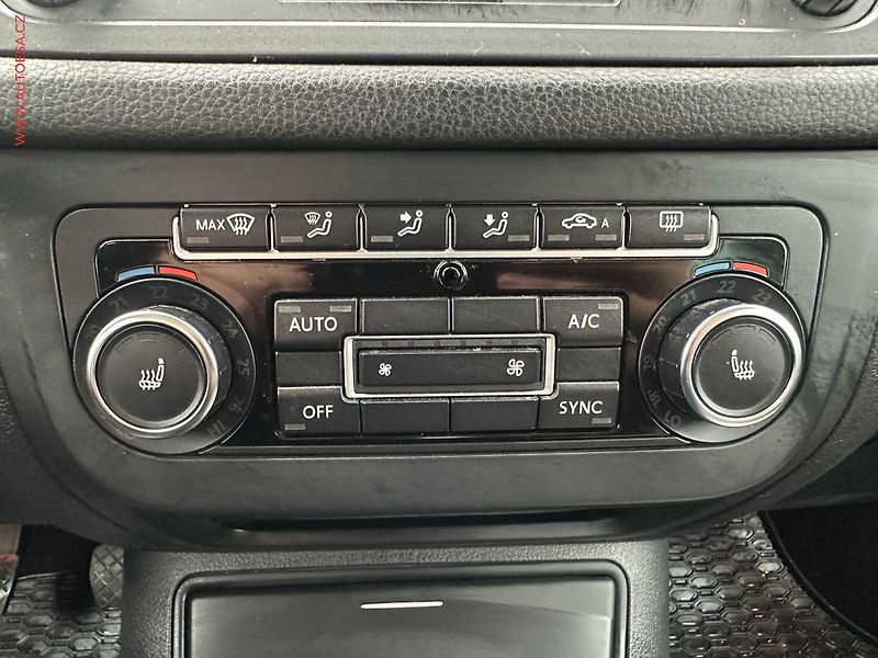 Volkswagen Tiguan (2013) 2.0 TDi, Sport&Style, panor - fotka 13 z 18
