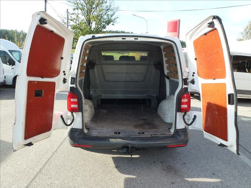 Volkswagen Transporter 2,0 TDI T6 6míst Klima,TZ - fotka 20 z 43