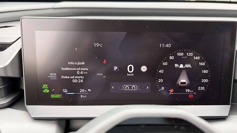 Toyota RAV4 4x4 PHEV  Style - fotka 18 z 19