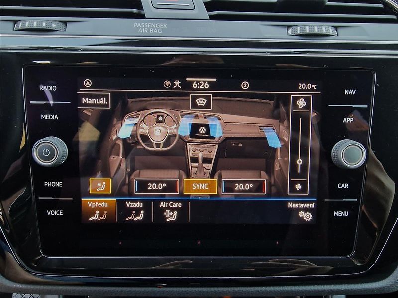 Volkswagen Touran 1.5 TSI DSG Evo Highline,ČR - fotka 33 z 50